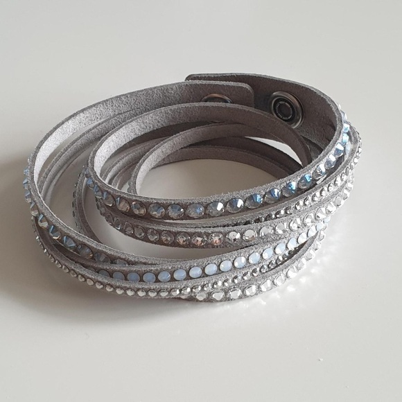 Swarovski Slake Double Wrap Bracelet with multi- row crystals in grey/silver NEW - Picture 3 of 4